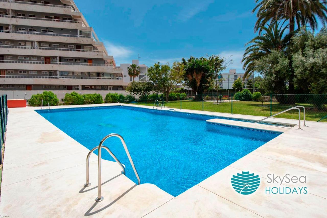 Skysea Holidays בנאלמדנה מראה חיצוני תמונה